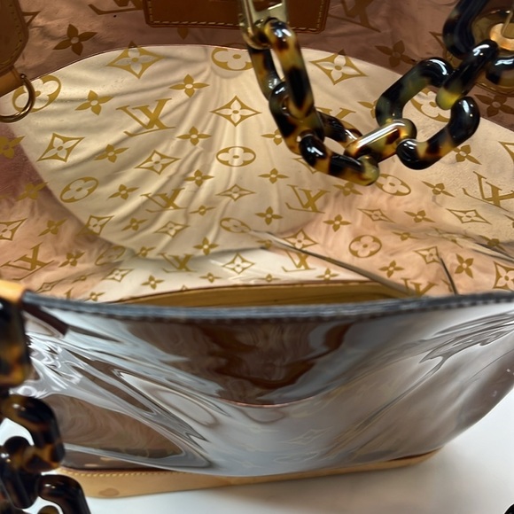 LOUIS VUITTON SAC AMBRE MONOGRAM VINYL MM - Picture 9 of 12